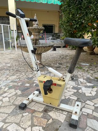 Bicicleta Estática Retro Fitness