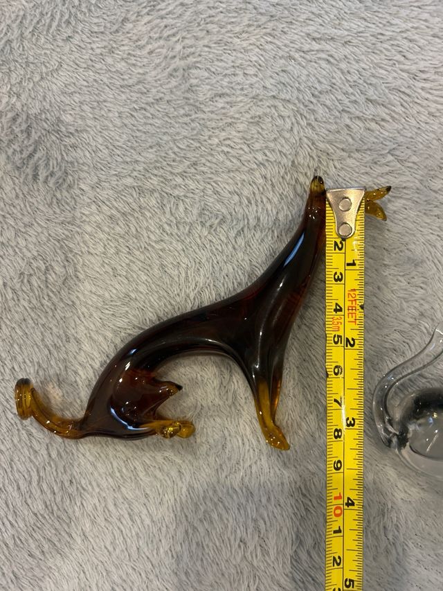 Figuras de vidrio artesanales.