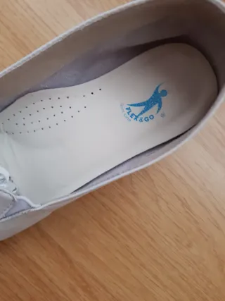 Zapatos cuña blanco roto