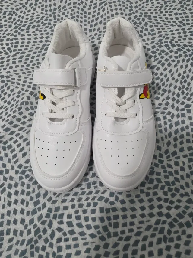 Zapatillas niño T.34 Pikachu Pokémon Blancas