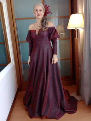 Vestido de fiesta largo morado y rojo