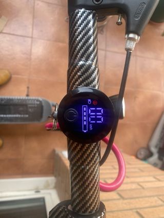 Patinete Eléctrico con Candado Rosa