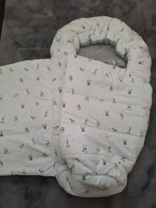 Saco universal bebé Bbest 0+ blanco dibujos nuevo