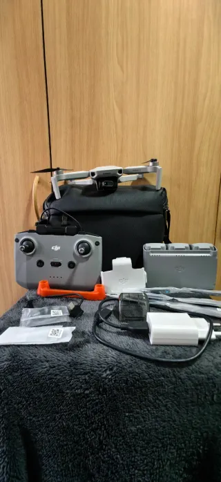Drone Mini 2 + combo vuela más. (Poco uso)