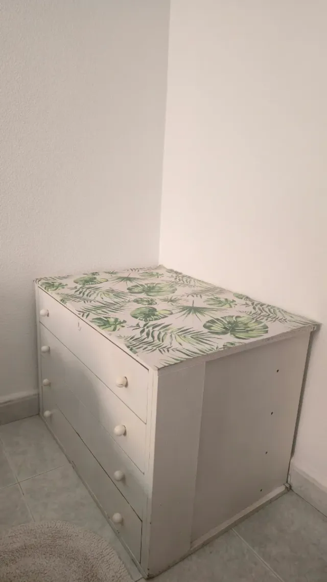 Cómoda de cajones color blanco