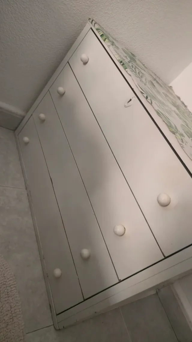 Cómoda de cajones color blanco