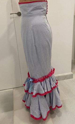 Falda flamenca volantes rayas rosa