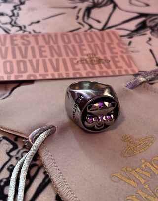 Anillo Shin anime Nana Vivienne Westwood