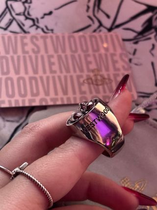 Anillo Shin anime Nana Vivienne Westwood