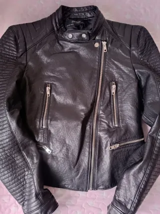Chaqueta Zara Cuero Negra