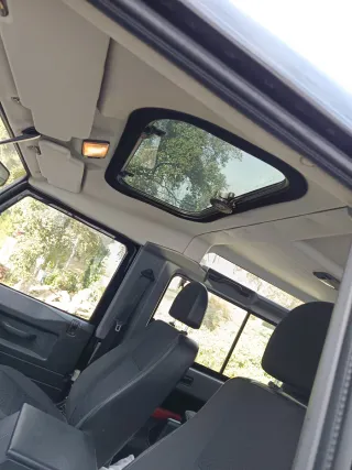 Land Rover Defender 2008