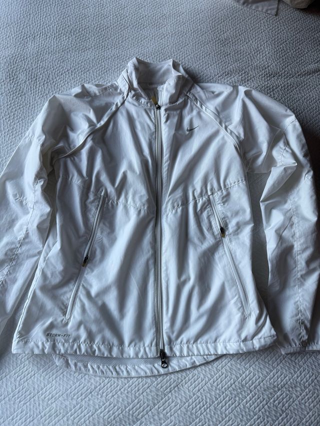 Chaqueta Nike Storm-Fit Blanca
