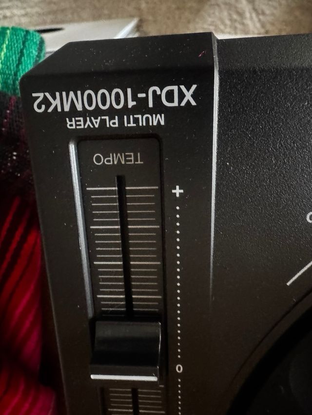 Pioneer XDJ-1000MK2 Reproductor DJ PAREJA. /.