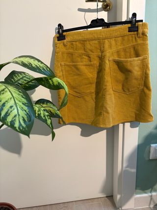 Gonna Zara velluto a coste senape