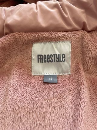 Chaquetón rosa con pelitos