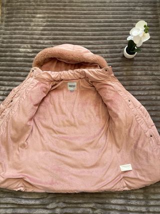 Chaquetón rosa con pelitos