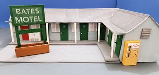 Handmade Diorama Bates Motel - Hecho a mano