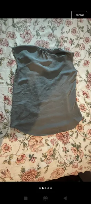 Blusa gris sin mangas