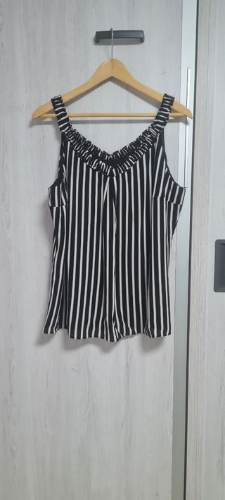 Blusa de tirantes con rayas