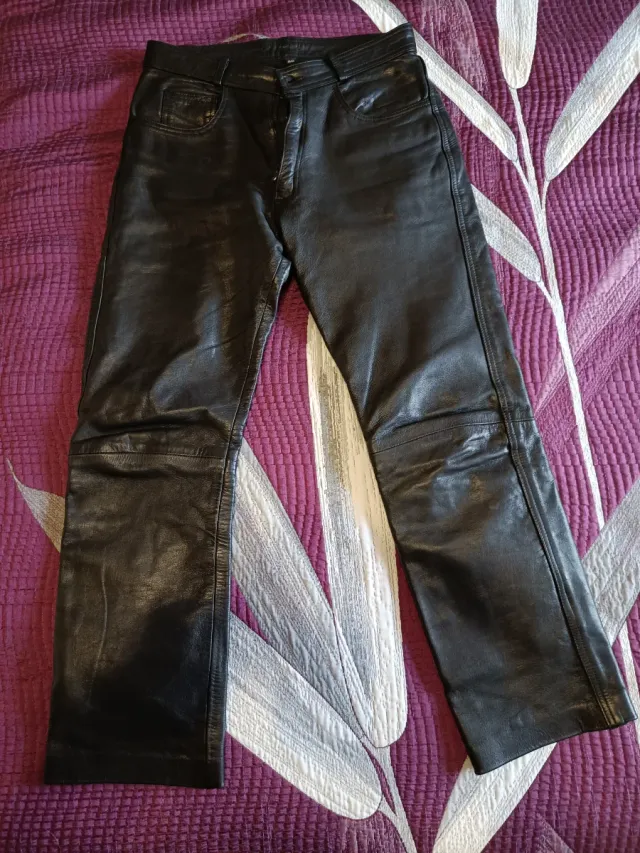 Pantalón de cuero auténtico negro