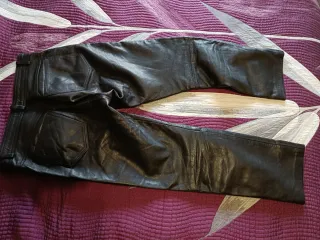 Pantalón de cuero auténtico negro