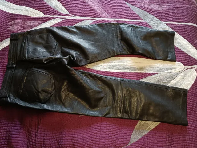 Pantalón de cuero auténtico negro