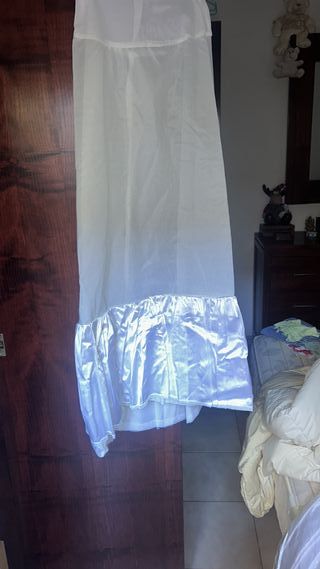 Vestido de Novia Talla 38/40 con Cancán