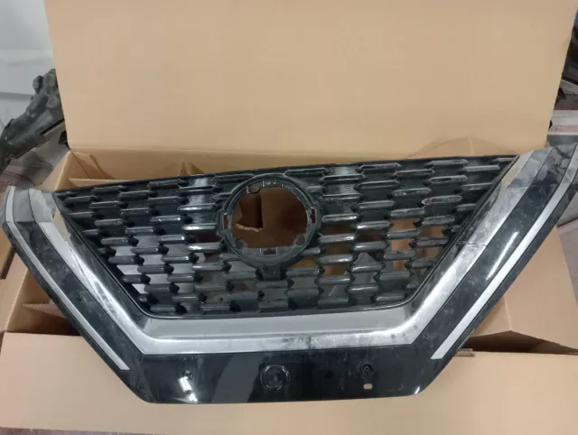 REJILLA FRENTE NISSAN QASQHAI J12 TOQUE