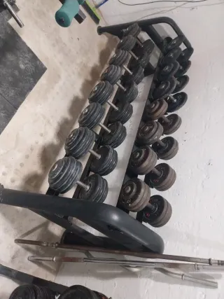 Mancuernas 10-40kg + Soporte