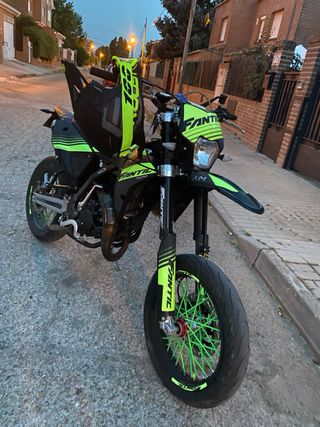 Moto fantic xm 50cc Supermotard