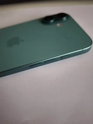 iPhone 16 Plus 256GB azul claro