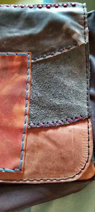 Bolso bandolera de cuero patchwork