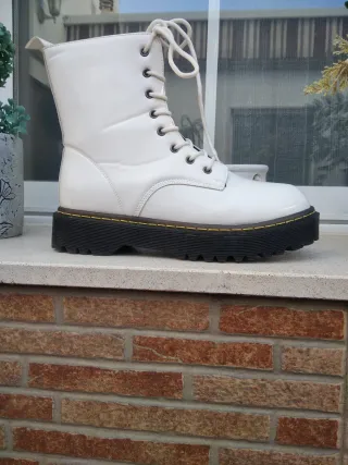 Botas blancas de plataforma