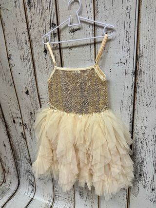 Vestido fiesta niña beige y dorado