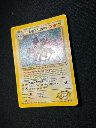 Carta Pokémon Lt. Surge's Magneton holo