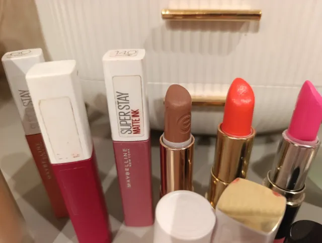 Lote maquillaje y labiales