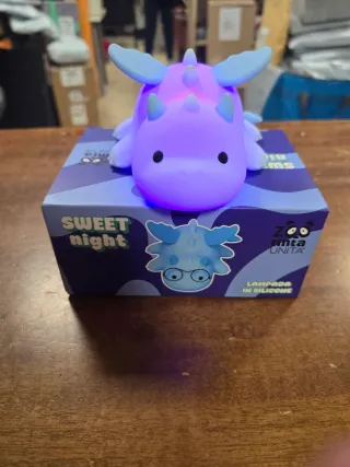 Lampada in silicone rosa e blu