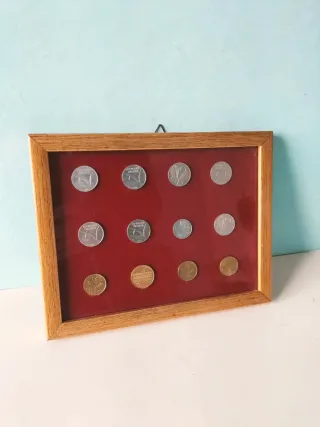Quadretto con Lire Italiane,12 pz