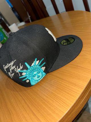 Gorra New Era 59 Fifty 7 3/8.