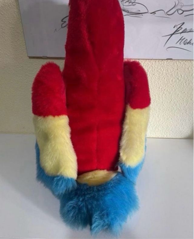 Loro de peluche grande