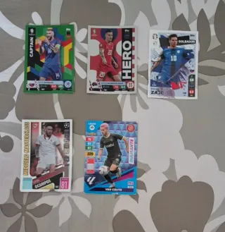 Cromos fútbol especiales: Ocampos, Zajc, Couto