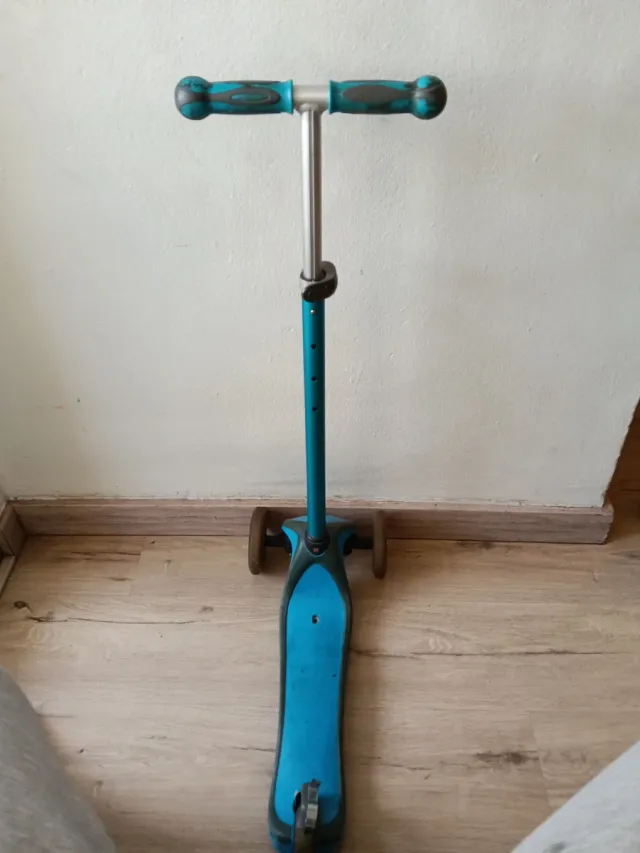 Patinete 3 ruedas azul