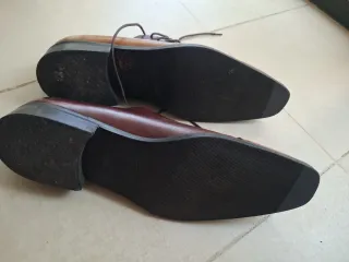 Zapatos de piel Michel Domit de diseño.