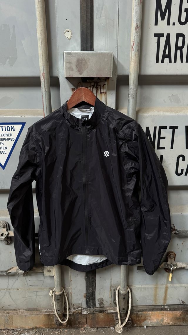 Chubasquero Siroko J2 Tourmalet Negro