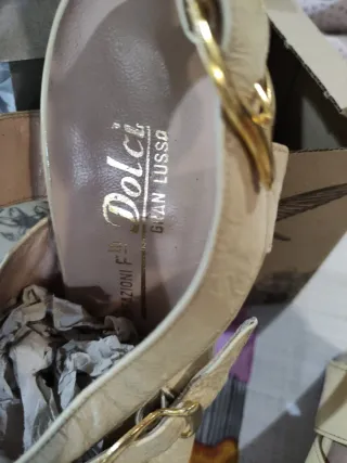 Zapatos Beige Tacón