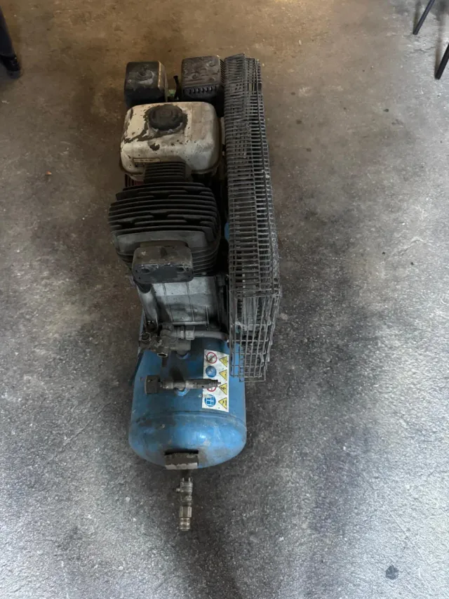 Generadores y compresor de aire