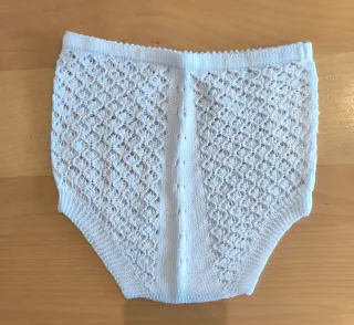 Braguitas de perlé hechas a mano