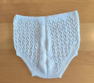 Braguitas de perlé hechas a mano