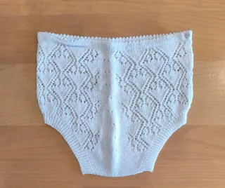 Braguitas de perlé hechas a mano