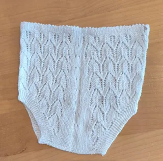 Braguitas de perlé hechas a mano